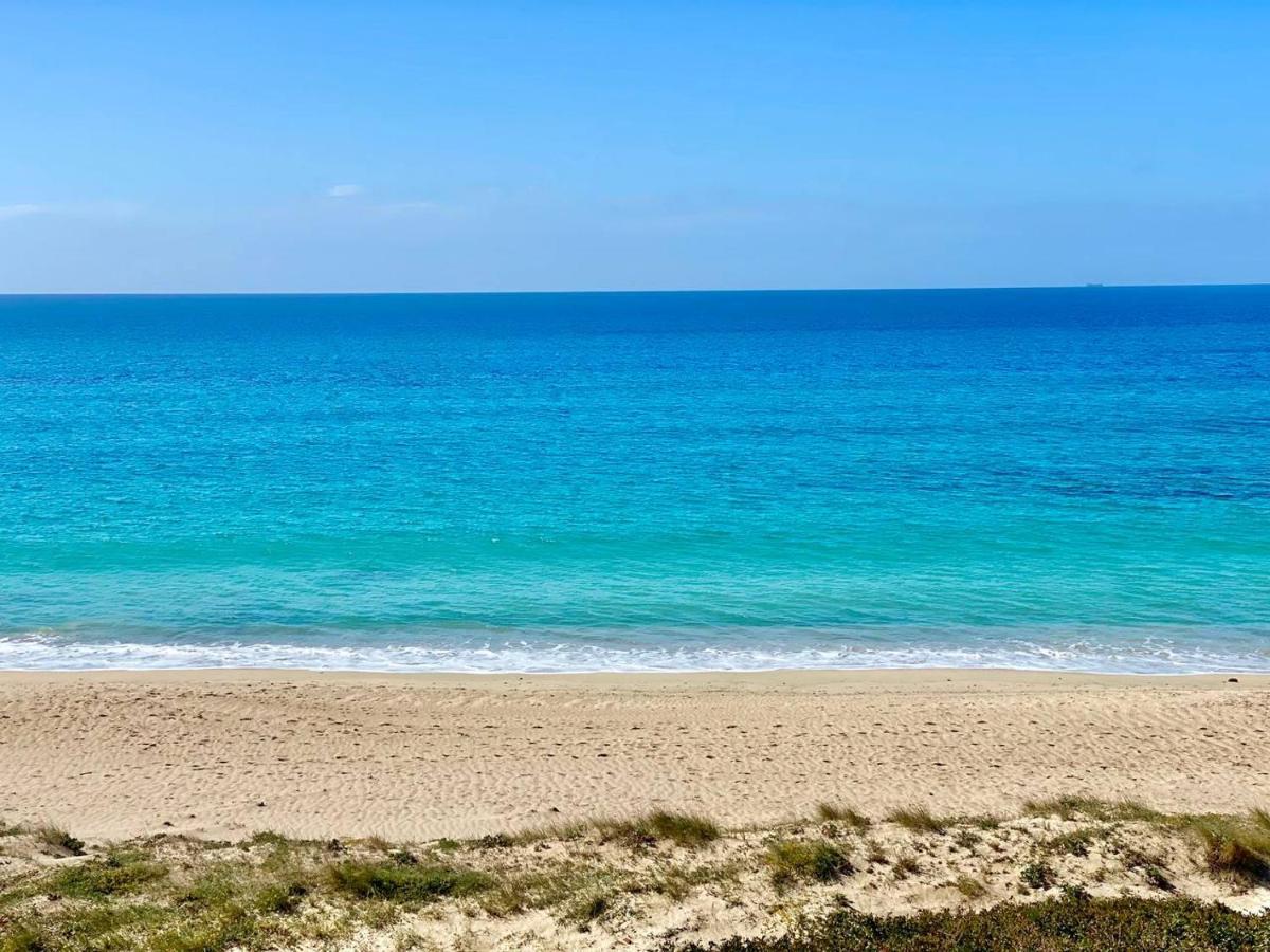 Beachfront House Geremeas Sardegna Apartment Exterior photo